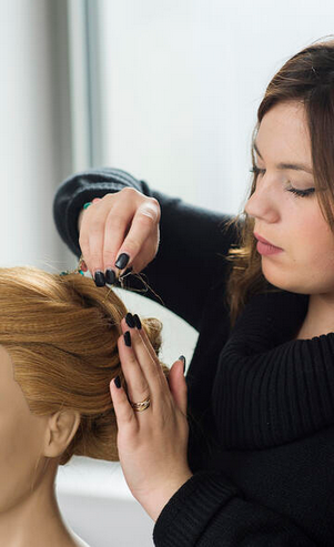 découvrez l'avis de notre cliente coiffeuse sophie lain sur les services de artisan branding